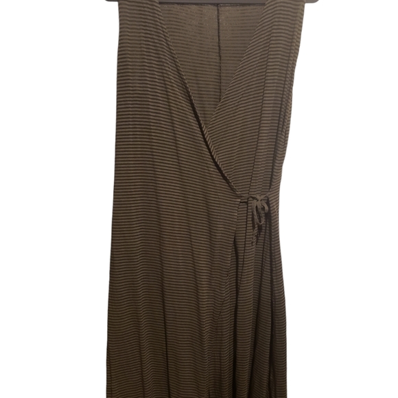 BRYN WALKER Striped Wrap Dress - Picture 5 of 5